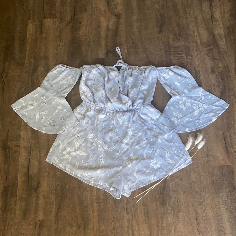 NWOT TOBI Romper
